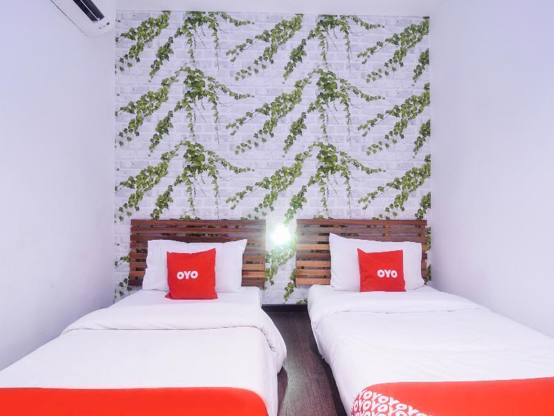 Oyo 1119 Memoire Express Hotel กูชิง ภายนอก รูปภาพ