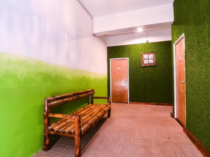 Oyo 1119 Memoire Express Hotel กูชิง ภายนอก รูปภาพ