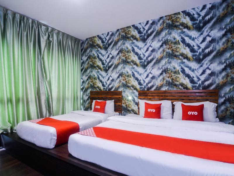 Oyo 1119 Memoire Express Hotel กูชิง ภายนอก รูปภาพ